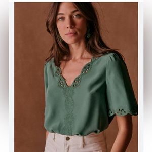 Sezane sage Francis silk blouse 34 xs
